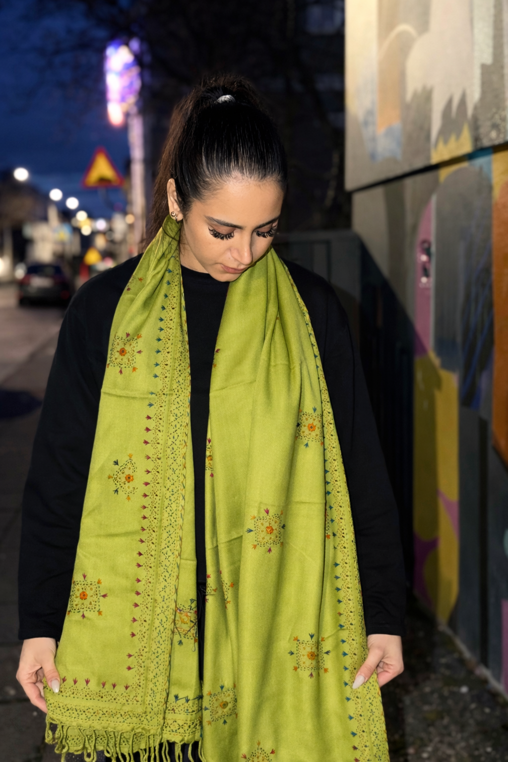 Zamin- e-Sabz Heritage Wool Scarf( Green Earth)